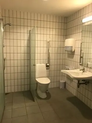 Comfort Dört Kişilik Oda, Ortak Banyo (6 person)