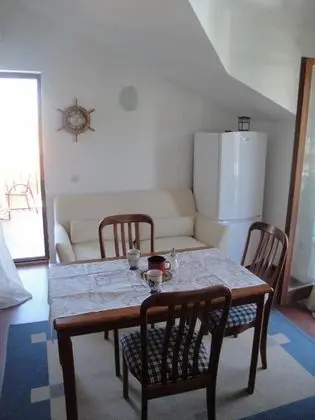 Apart Daire (Niki - 5m from the sea - A2 -Hela (4))