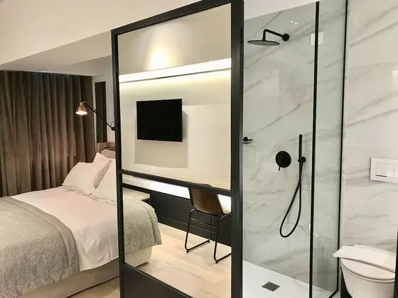 Cosy Double or Twin Room (Street View)