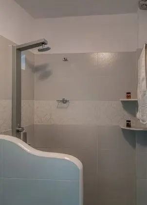 Tek Büyük Yataklı Oda (No View)