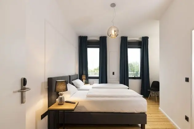 Comfort Tek Büyük Yataklı Oda