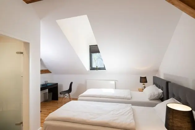 Comfort Tek Büyük Yataklı Oda