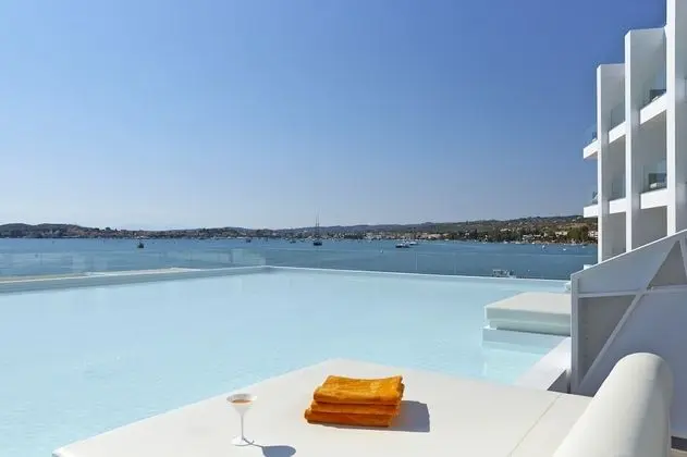 Süit, Deniz Manzaralı (Luux, Shared Plunge Pool)