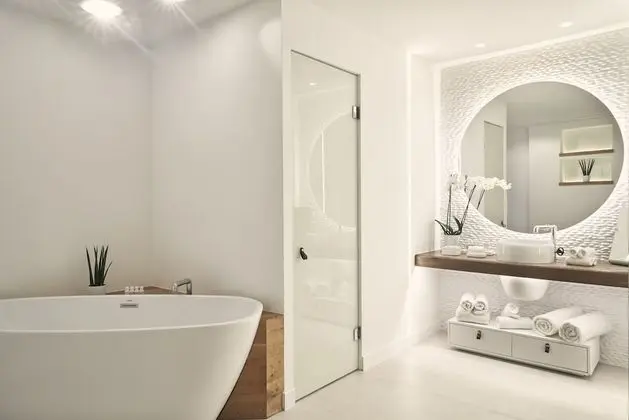 Signature Room with Sea View
