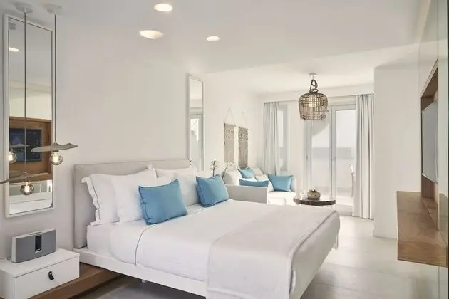 Standard Oda, 1 Büyük (Queen) Boy Yatak (Signature Room)