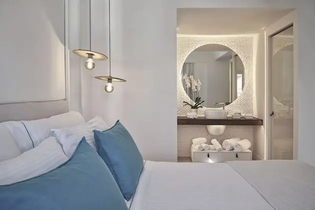 Standard Oda, 1 Büyük (Queen) Boy Yatak (Signature Room)