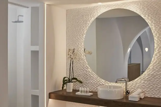 Standard Oda, 1 Büyük (Queen) Boy Yatak (Signature Room)