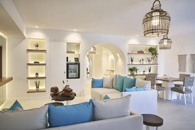 Süit, 1 Büyük (Queen) Boy Yatak, Kişiye Özel Havuzlu (Ultra Suite with Private Pool & Patio)