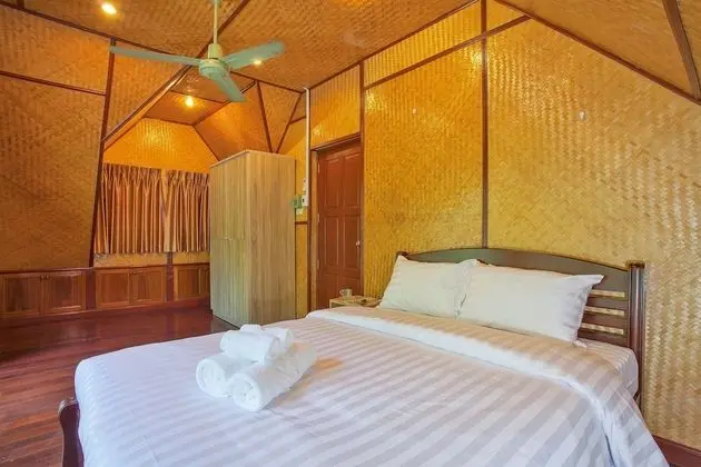 4 Bedrooms Pool Villa
