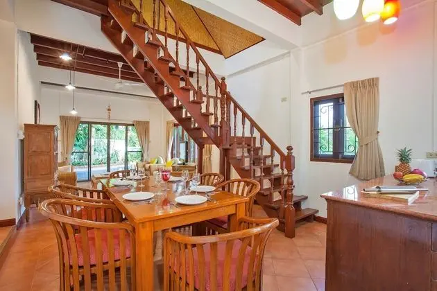 4 Bedrooms Pool Villa
