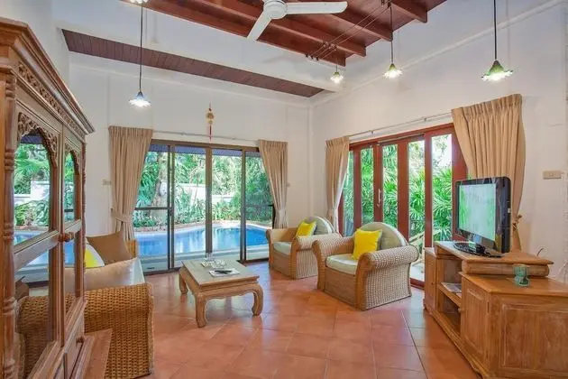 4 Bedrooms Pool Villa