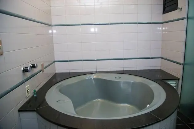 Luxury Süit, Sıcak Su Küveti