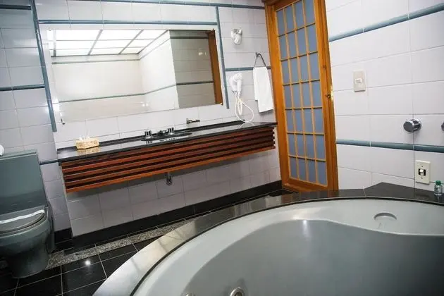 Luxury Süit, Sıcak Su Küveti