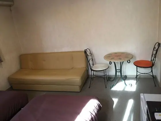 Üç Kişilik Oda