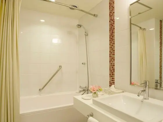 Comfort Üç Kişilik Oda, Sigara İçilmez (Main Bldg)