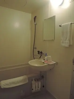 Economy Tek Büyük Yataklı Oda (Shared Toilet and Bathroom)