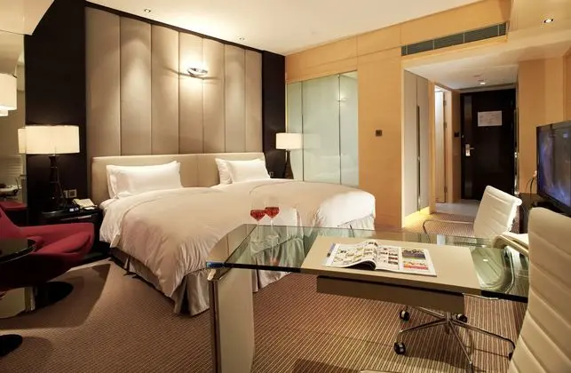 1 Çift Kişilik Veya 2 Tek Kişilik Yatak Deluxe Executive