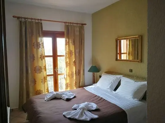 Traditional Üç Kişilik Oda, Dağ Manzaralı
