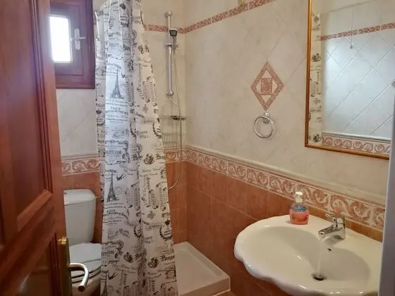 Traditional Üç Kişilik Oda, Dağ Manzaralı