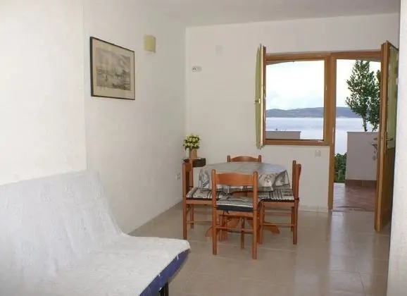 Apart Daire (Niko - 50 m from pebble beach - A5 Pr)