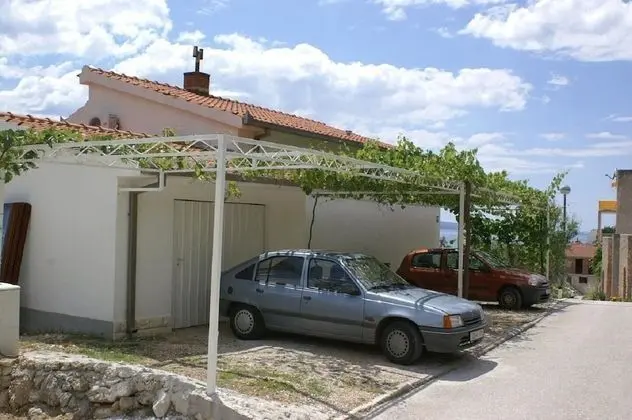 Apart Daire (Niko - 50 m from pebble beach - A5 Pr)