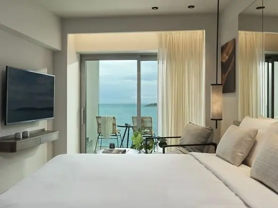 Deluxe Superior Front Sea View With Balcony
