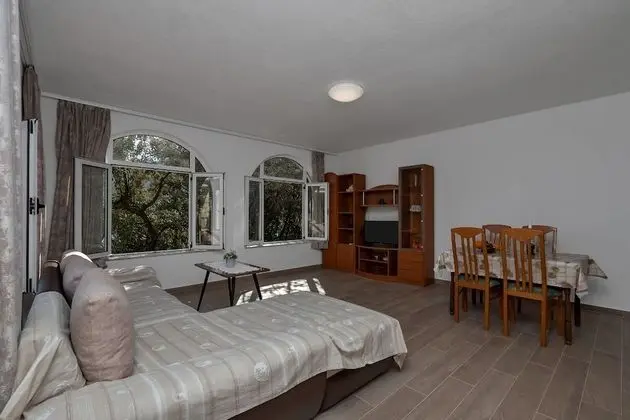 Apart Daire (Nikola - 5 m from beach - A(6+2) I ka)