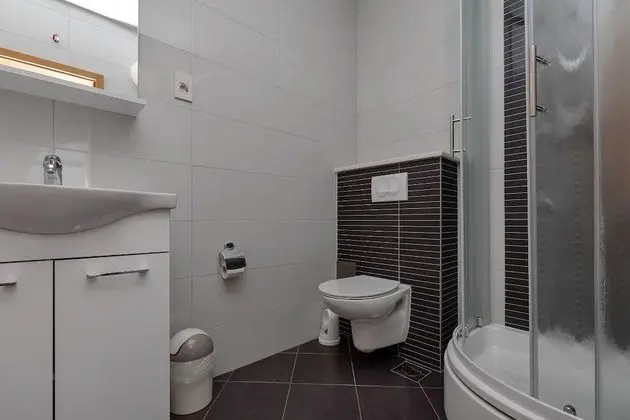 Apart Daire (Nikola - 5 m from beach - A(6+2) I ka)