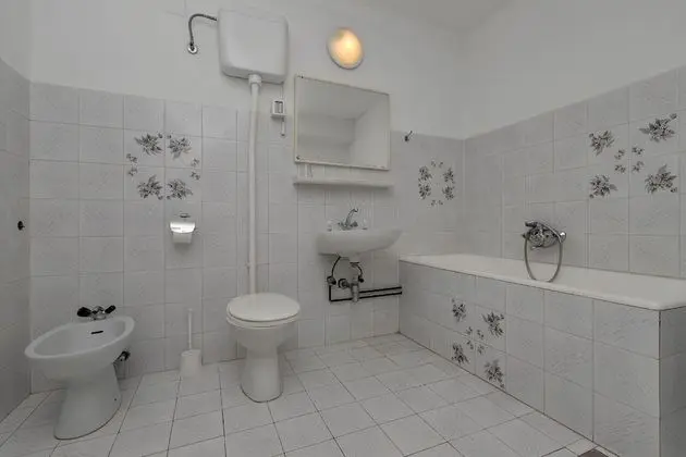 Apart Daire (Nikola - 5 m from beach - A(6+2) I ka)