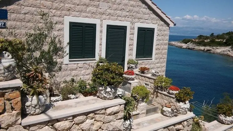 Apart Daire (Nikola - in front of the sea - A1(4))