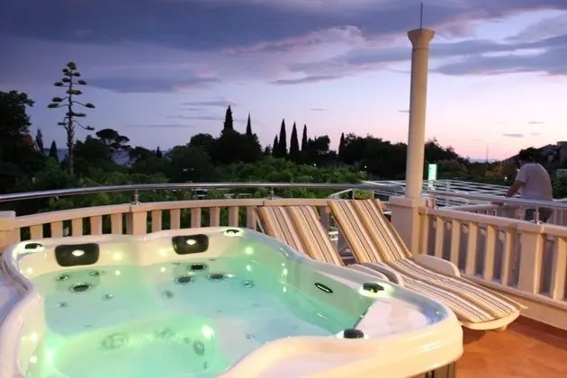 Apart Daire (Nikola1 - free parking - A5(3+1))