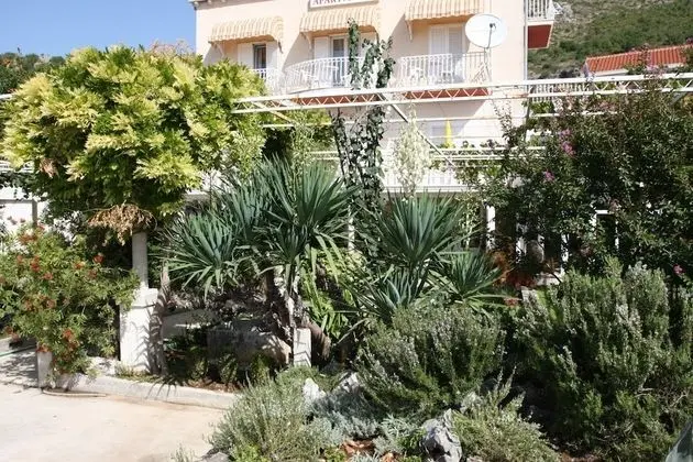 Apart Daire (Nikola1 - free parking - A5(3+1))