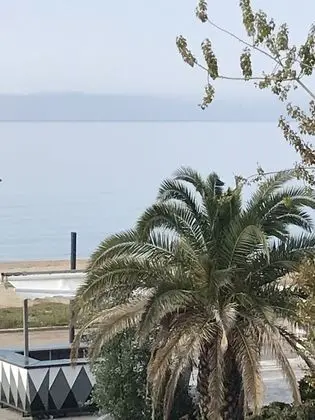 Deluxe Dört Kişilik Oda