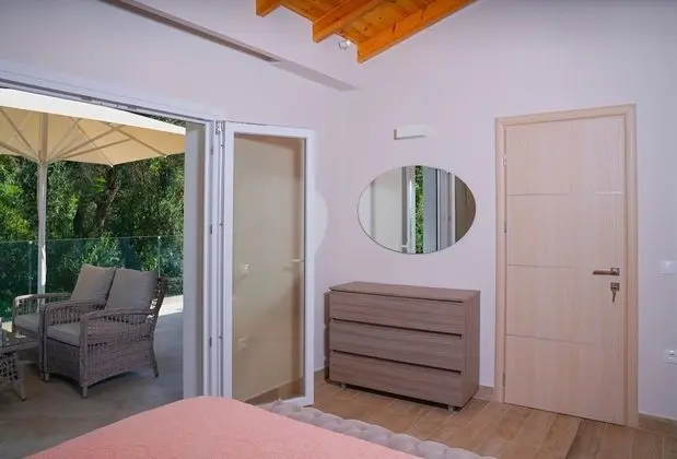 Villa, 3 Yatak Odası, Deniz Manzaralı, Denize Sıfır