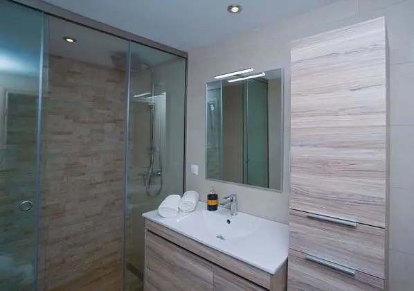 Villa, 3 Yatak Odası, Deniz Manzaralı, Denize Sıfır