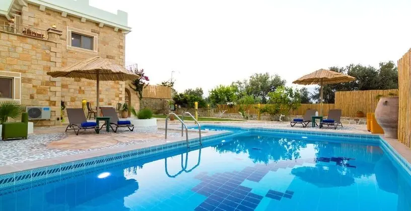 Villa, Kişiye Özel Havuzlu