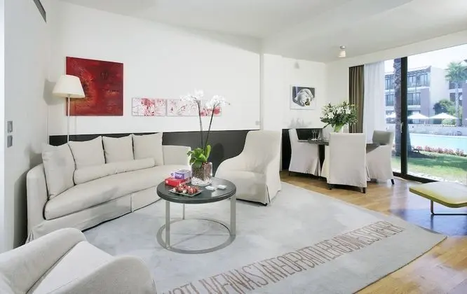 Executive Süit, Havuz Manzaralı