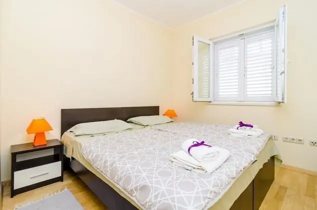 Apart Daire (Two Bedroom Apartment with Balcony an)