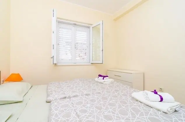 Apart Daire (Two Bedroom Apartment with Balcony an)