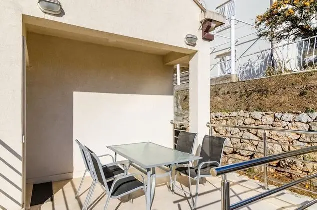 Apart Daire (Two Bedroom Apartment with Balcony an)