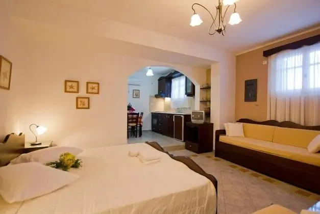 Stüdyo, Bahçe Manzaralı (Semi Ground Floor)