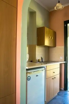 Standard Üç Kişilik Oda, Havuz Manzaralı