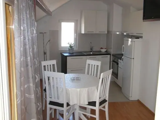 Apart Daire (Niks - terrace & sea view - A1(4))