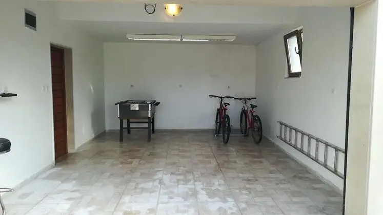 Ev (Niksi - with pool - H(8+4))