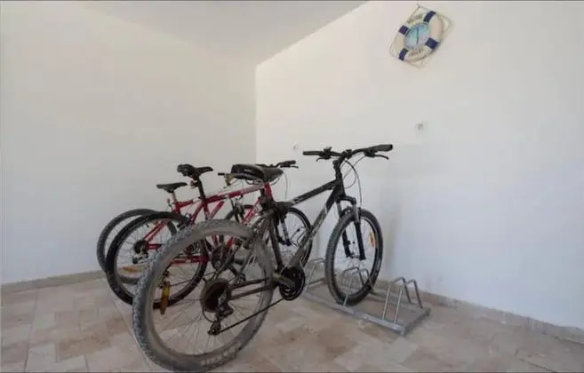 Ev (Niksi - with pool - H(8+4))