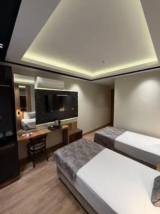 Standart Oda, Şehir Manzaralı