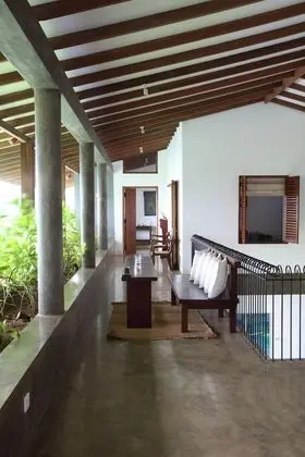 Standard Villa, Sigara İçilmez