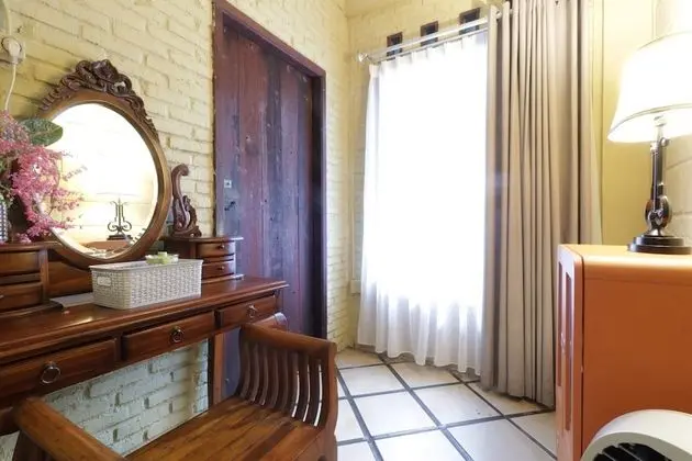 Standard Oda, 1 Büyük (Queen) Boy Yatak