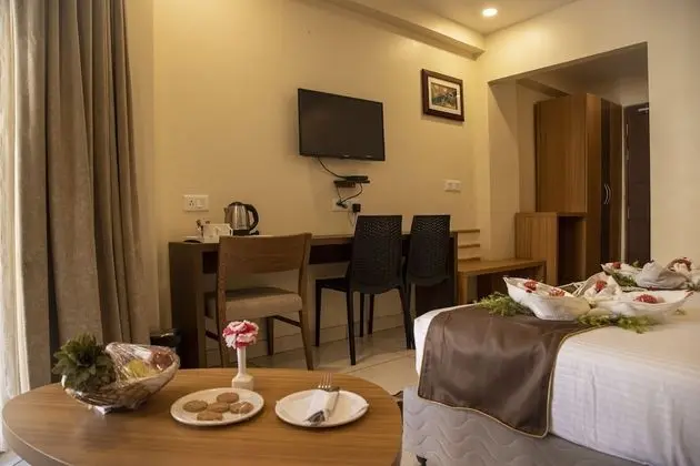 Deluxe Tek Büyük Yataklı Oda, Deniz Manzaralı