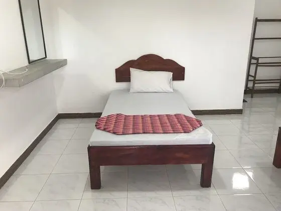 Üç Kişilik Oda